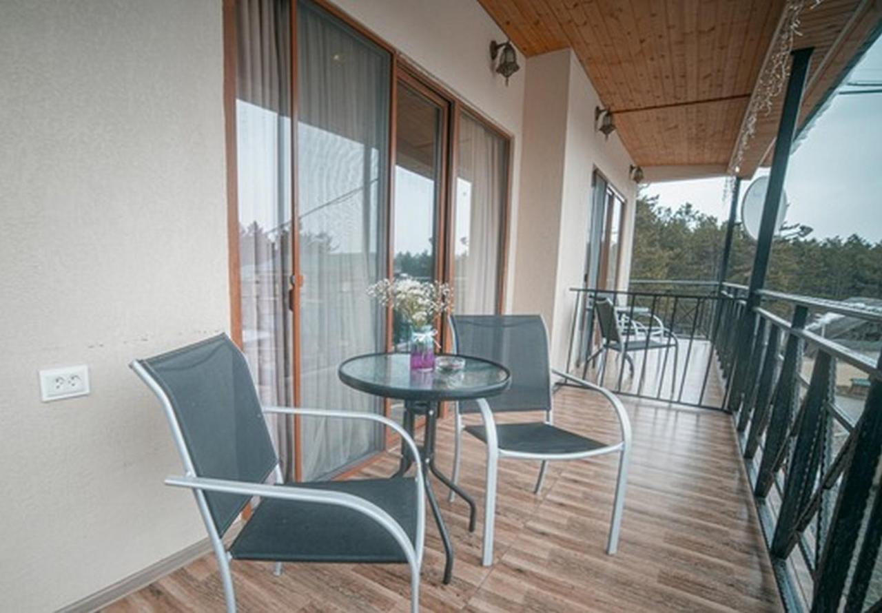 Hotel Szurami Kültér fotó
