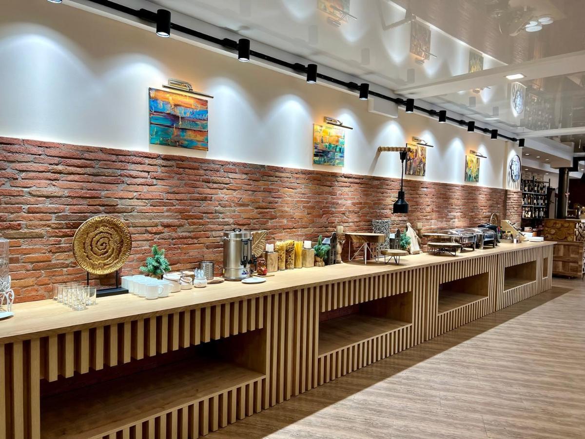 Hotel Szurami Kültér fotó