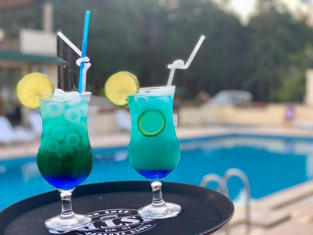 Hotel Szurami Kültér fotó